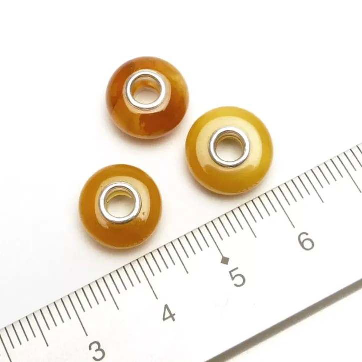 V17-28 AmberBeads